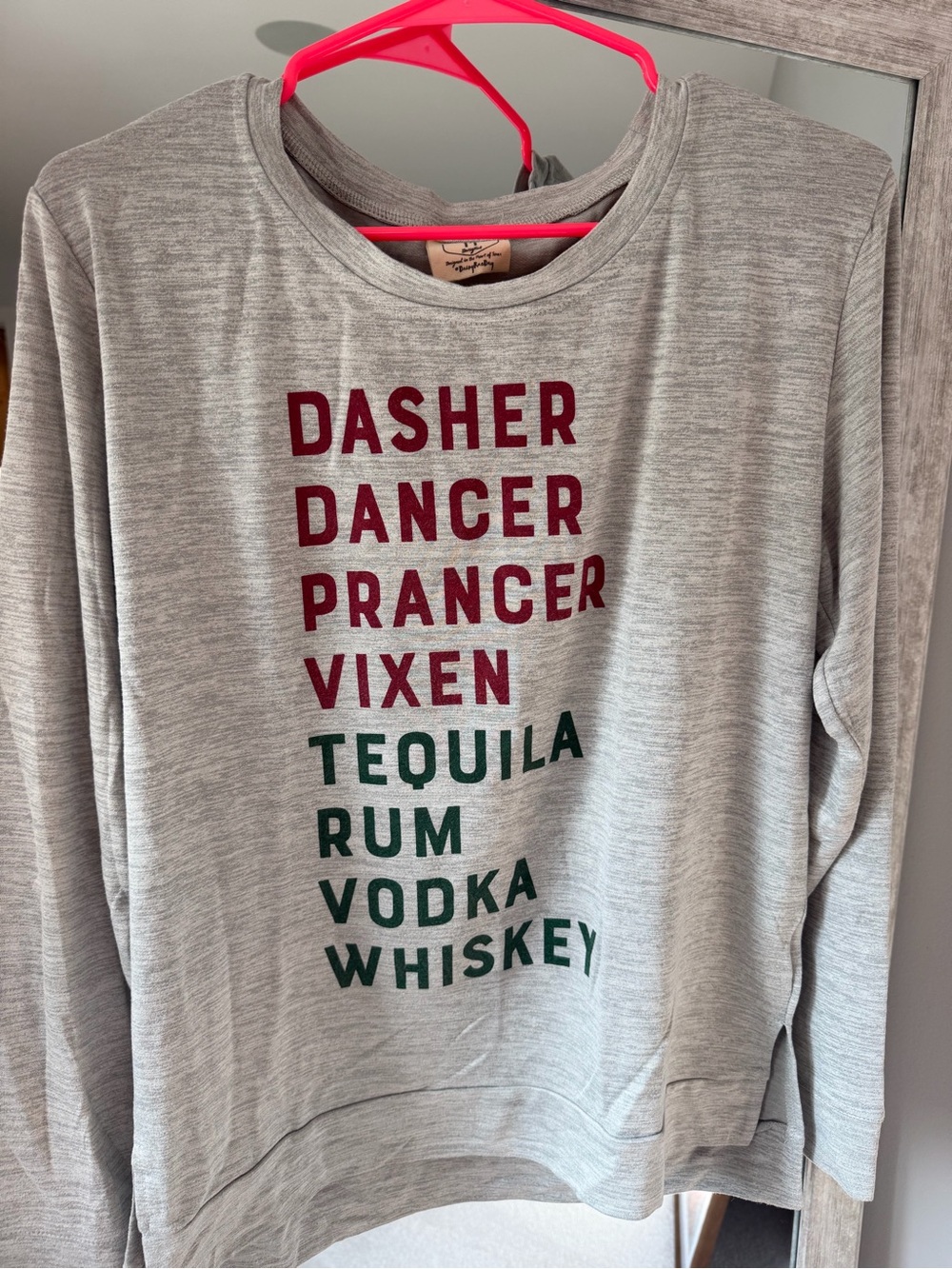 Women's Grey Sweatshirt for Funny Christmas event! 🎅🦌♥️